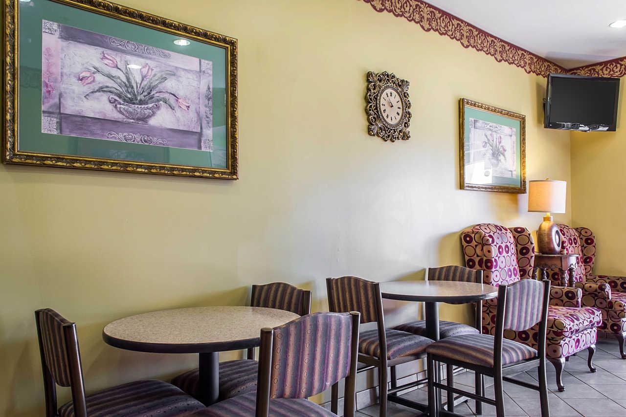 Econo Lodge Louisville Airport Ngoại thất bức ảnh