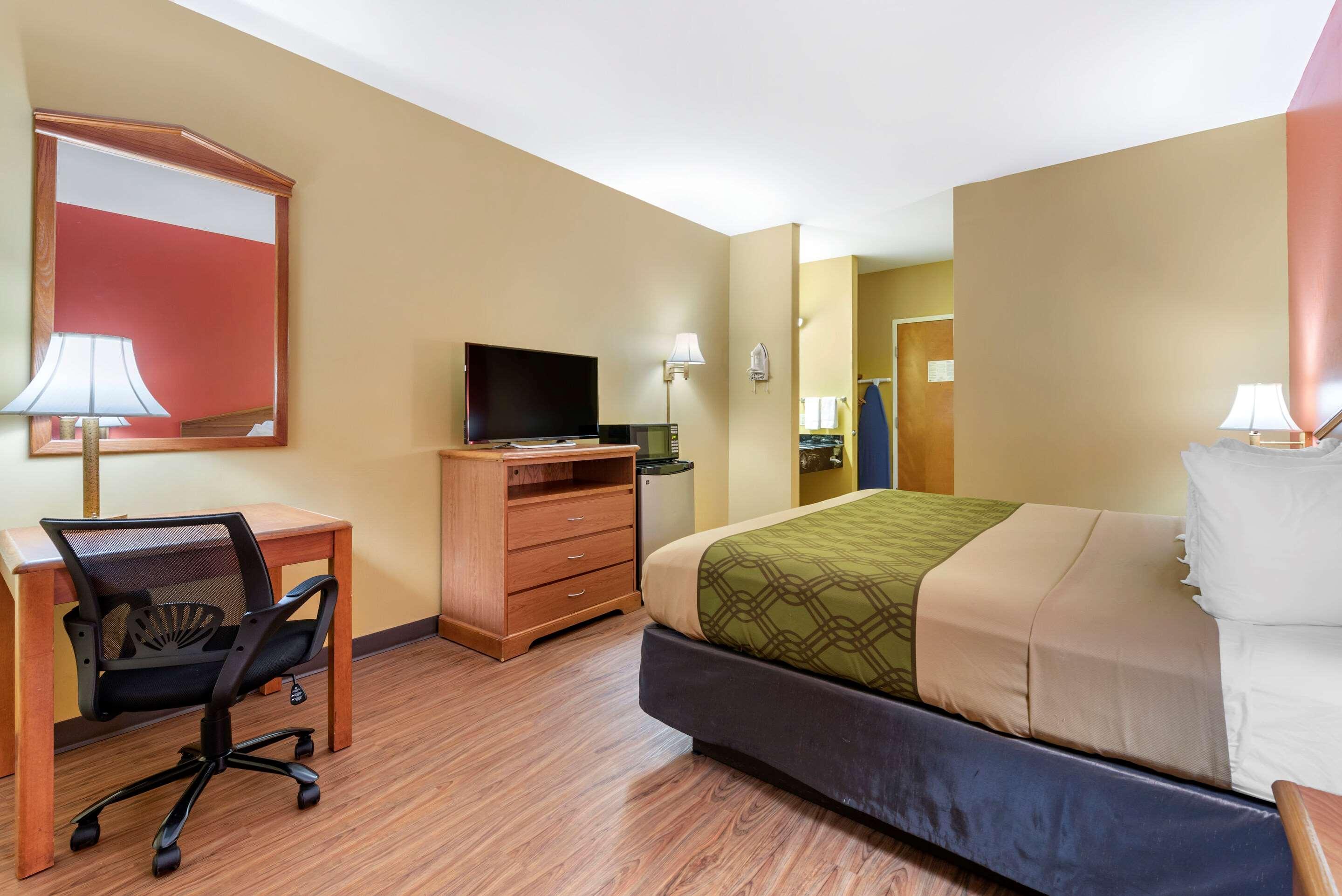 Econo Lodge Louisville Airport Ngoại thất bức ảnh